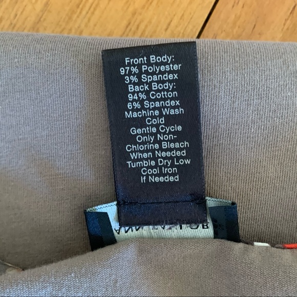 Ann Taylor Criss Cross VNeck Confetti Pattern Top - Picture 5 of 9